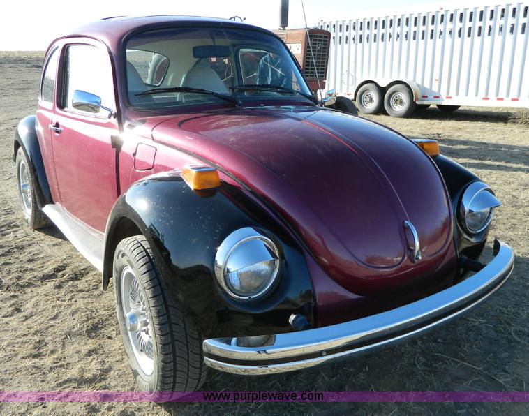 image for item E9465 1975 Volkswagen Super Beetle