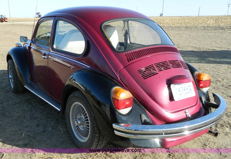 image for item E9465 1975 Volkswagen Super Beetle