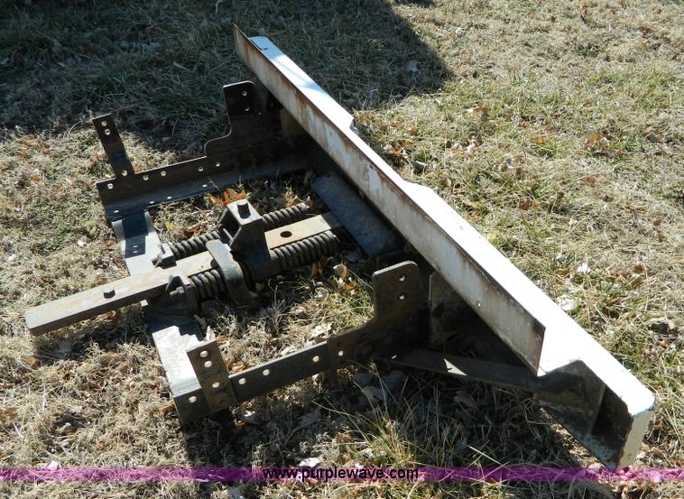 image for item E9477 Steel rear bumper