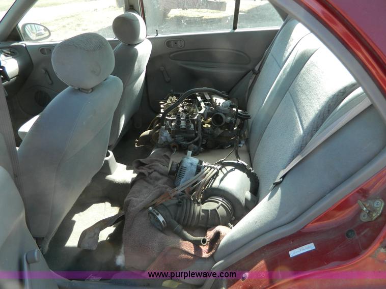 image for item E9484 1999 Ford Escort SE