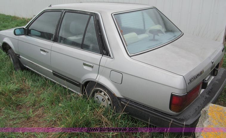 image for item G9466 1987 Mazda 323 LX