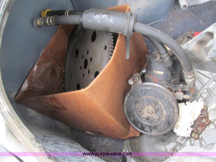 image for item G9466 1987 Mazda 323 LX