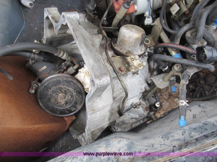 image for item G9466 1987 Mazda 323 LX