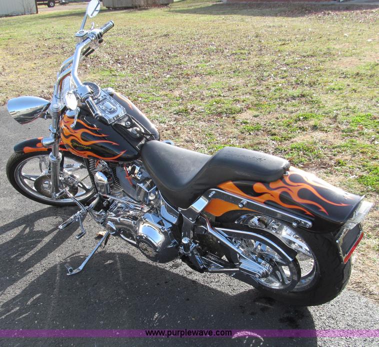 image for item J9293 2001 Harley-Davidson Softtail motorcycle