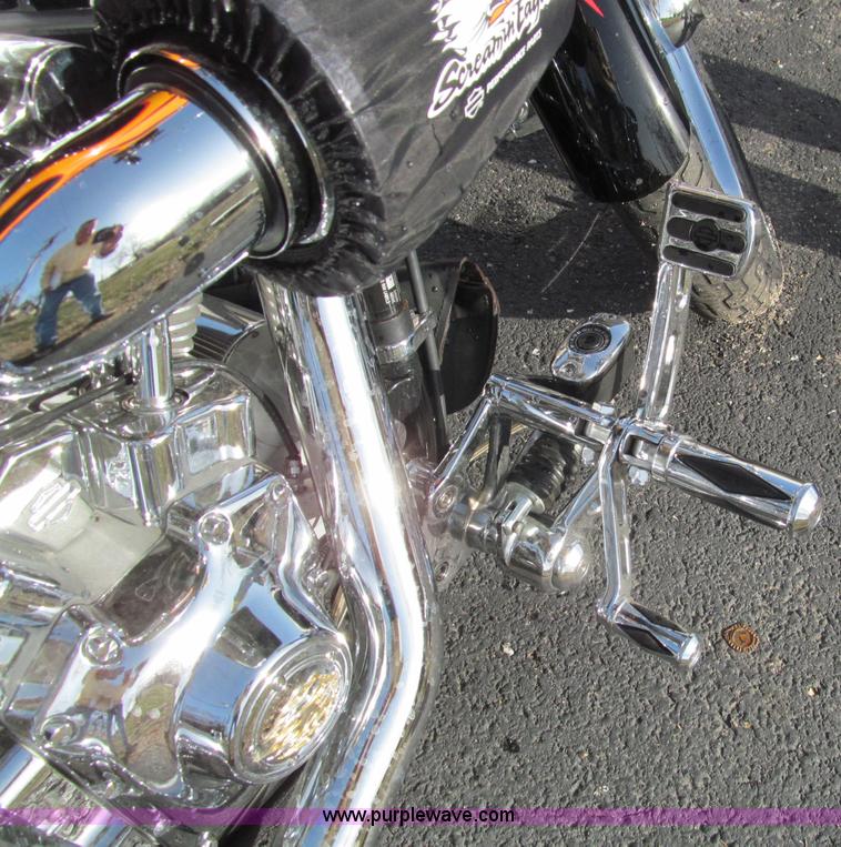 image for item J9293 2001 Harley-Davidson Softtail motorcycle