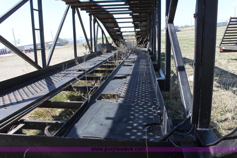 image for item L9605 1993 52' vehicle transport trailer