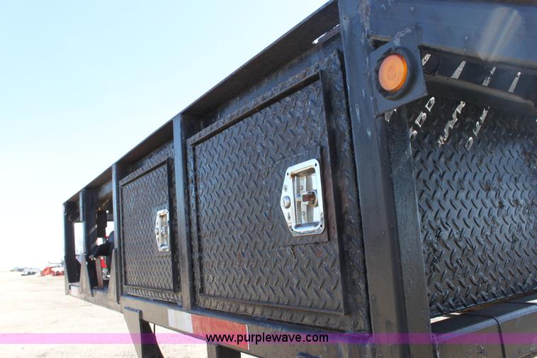 image for item L9605 1993 52' vehicle transport trailer