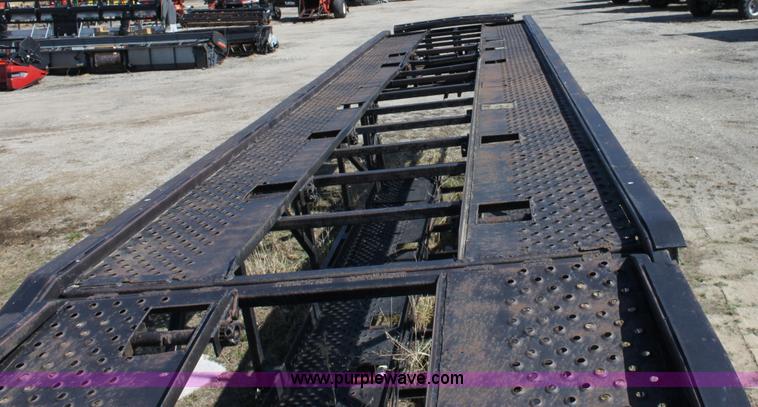 image for item L9605 1993 52' vehicle transport trailer