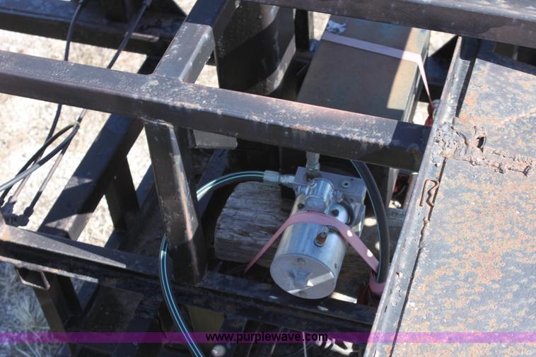 image for item L9605 1993 52' vehicle transport trailer