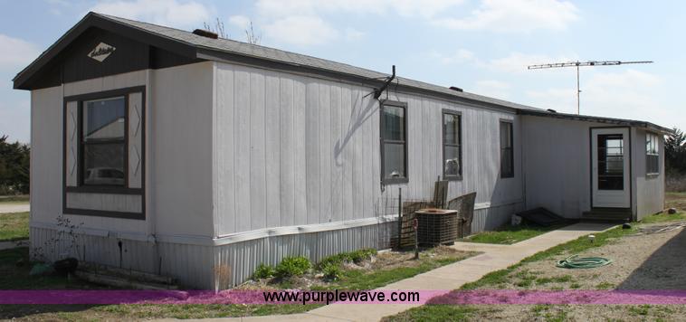 image for item L9622 1994 Solitare modular home