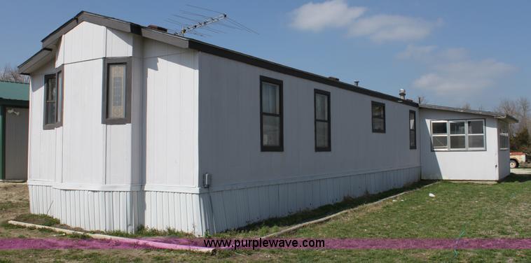 image for item L9622 1994 Solitare modular home