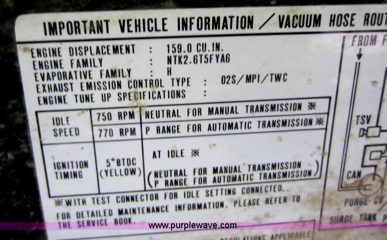 image for item V9029 1992 Mazda B2600i short bed pickup truck