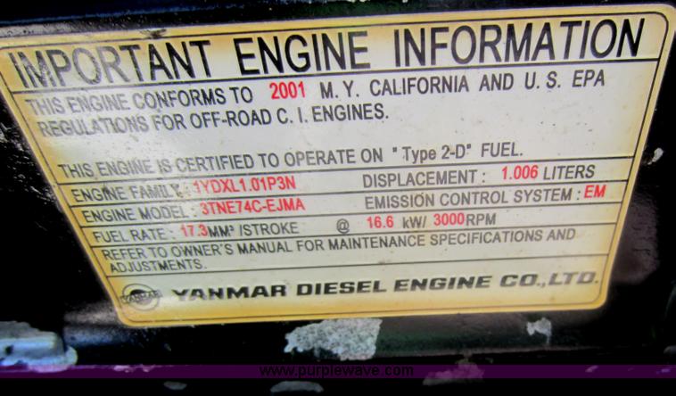 image for item V9034 2004 John Deere 1435 Series II lawn mower