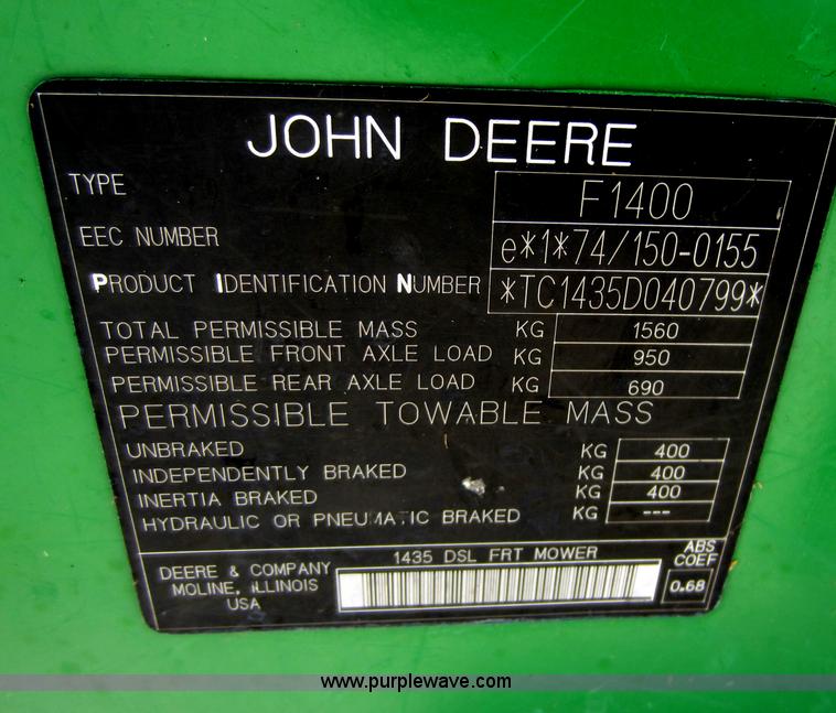 image for item V9034 2004 John Deere 1435 Series II lawn mower