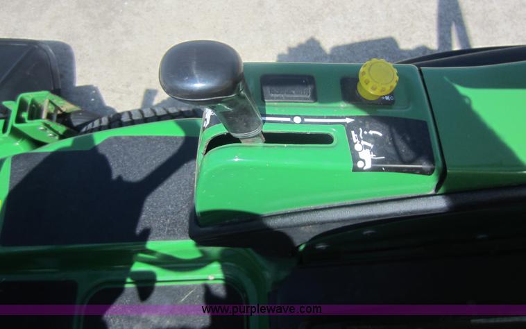 image for item V9035 2004 John Deere 1445 lawn mower