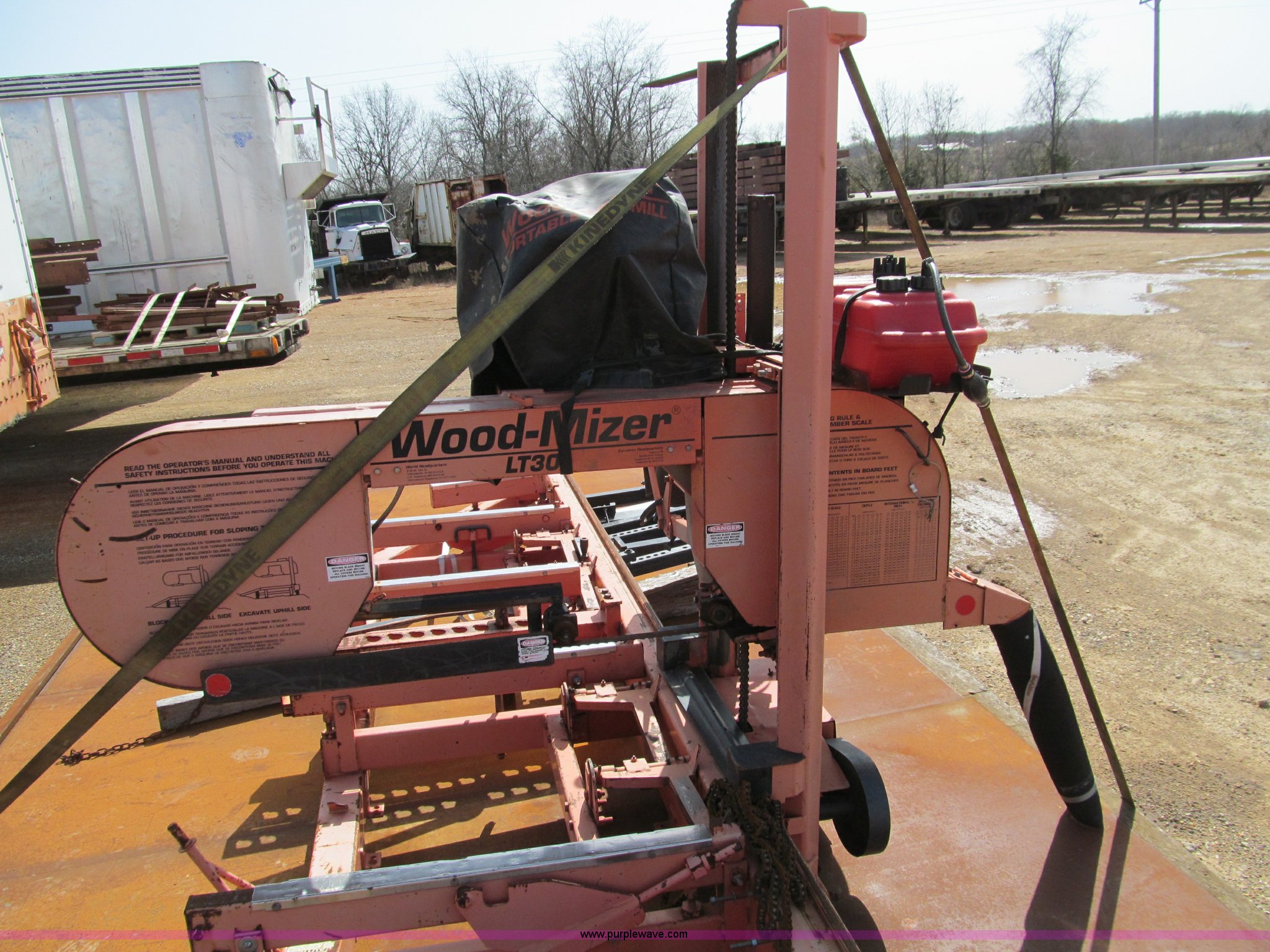 1997 Woodmizer LT30 sawmill in Mountain View, MO Item D3080 sold