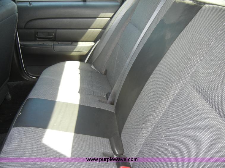 image for item C4318 2009 Ford Crown Victoria Police Interceptor