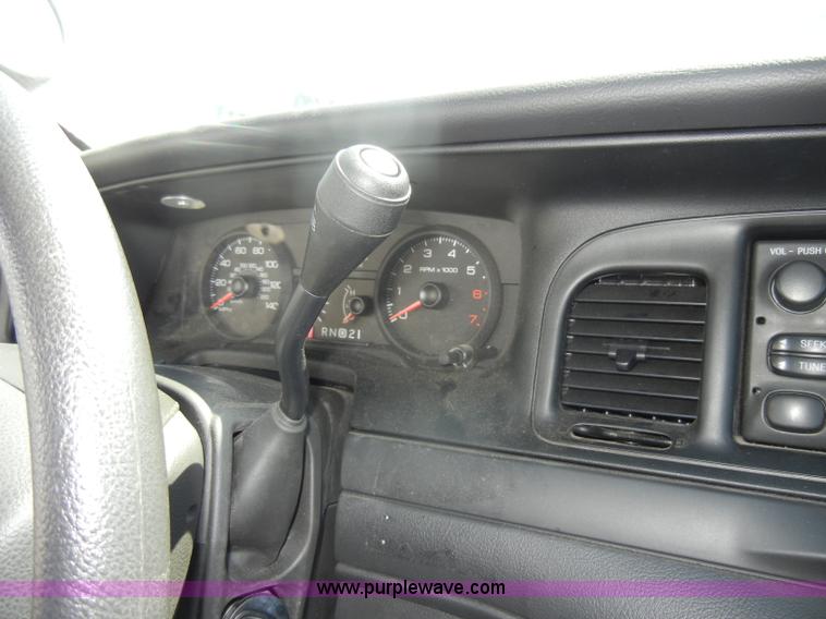 image for item C4319 2006 Ford Crown Victoria Police Interceptor