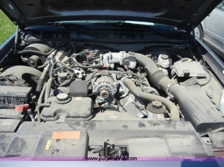 image for item C4319 2006 Ford Crown Victoria Police Interceptor