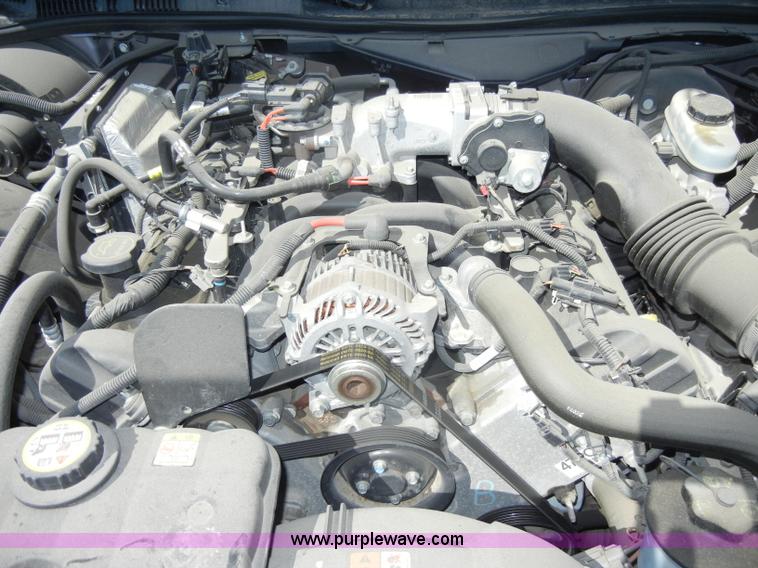 image for item C4319 2006 Ford Crown Victoria Police Interceptor