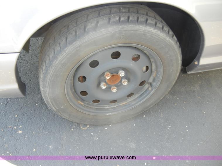 image for item C4319 2006 Ford Crown Victoria Police Interceptor