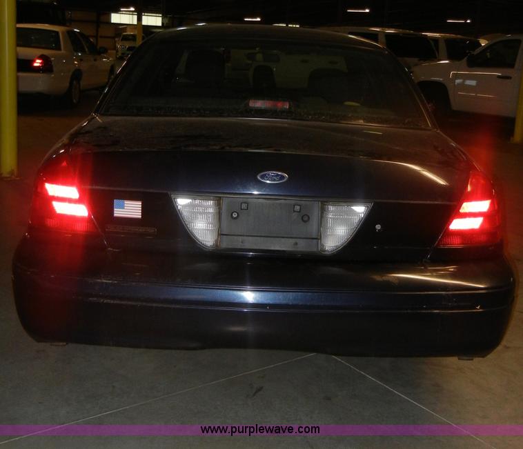 image for item C4383 2003 Ford Crown Victoria Police Interceptor