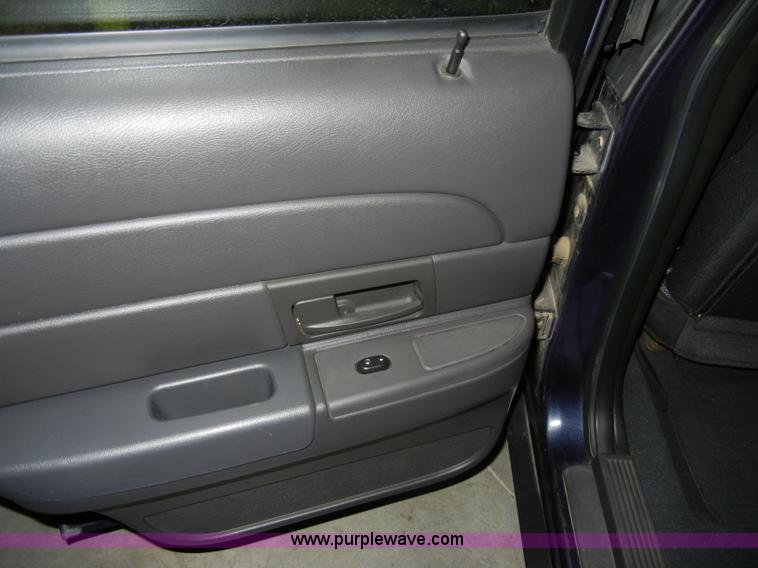 image for item C4383 2003 Ford Crown Victoria Police Interceptor
