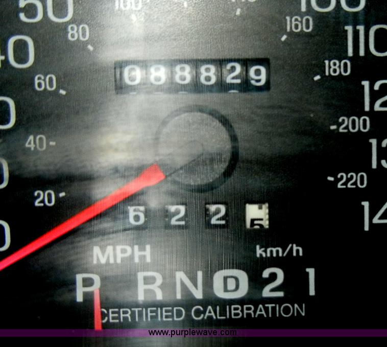 image for item C4383 2003 Ford Crown Victoria Police Interceptor