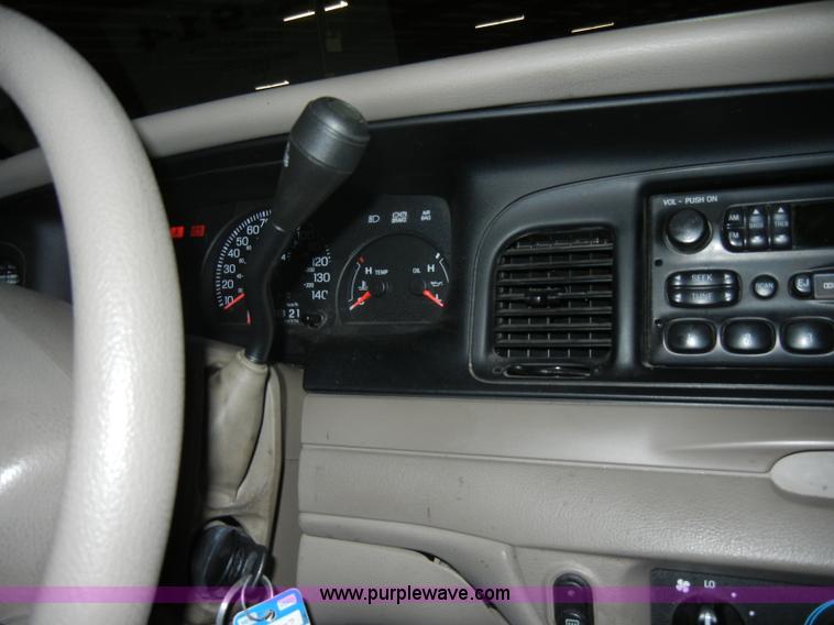 image for item C4384 2005 Ford Crown Victoria Police Interceptor