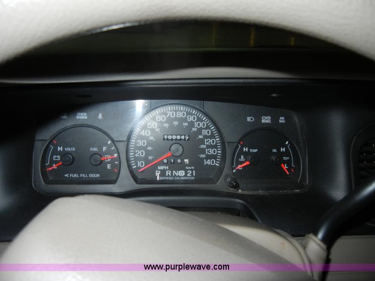 image for item C4384 2005 Ford Crown Victoria Police Interceptor