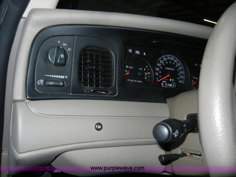 image for item C4384 2005 Ford Crown Victoria Police Interceptor