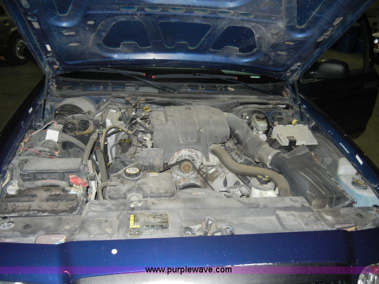 image for item C4384 2005 Ford Crown Victoria Police Interceptor
