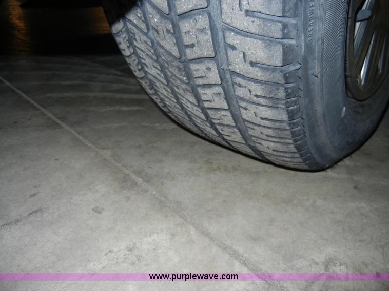 image for item C4384 2005 Ford Crown Victoria Police Interceptor