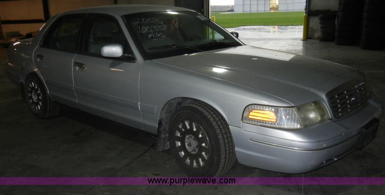 image for item C4385 2003 Ford Crown Victoria Police Interceptor