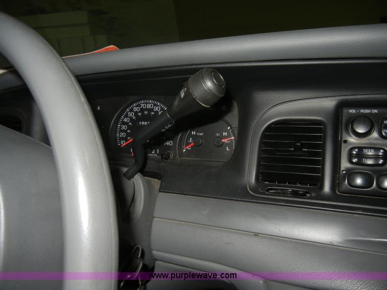 image for item C4385 2003 Ford Crown Victoria Police Interceptor