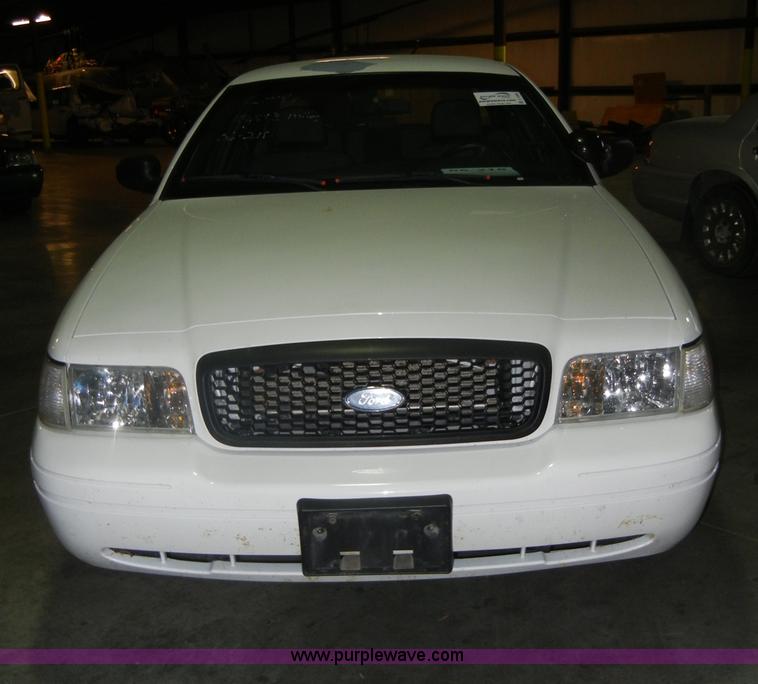 image for item C4386 2006 Ford Crown Victoria Police Interceptor