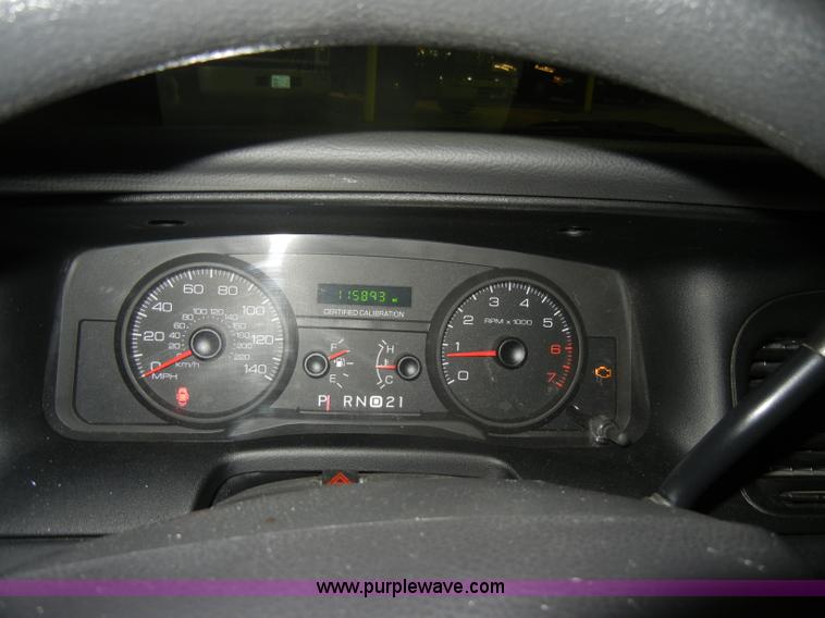 image for item C4386 2006 Ford Crown Victoria Police Interceptor