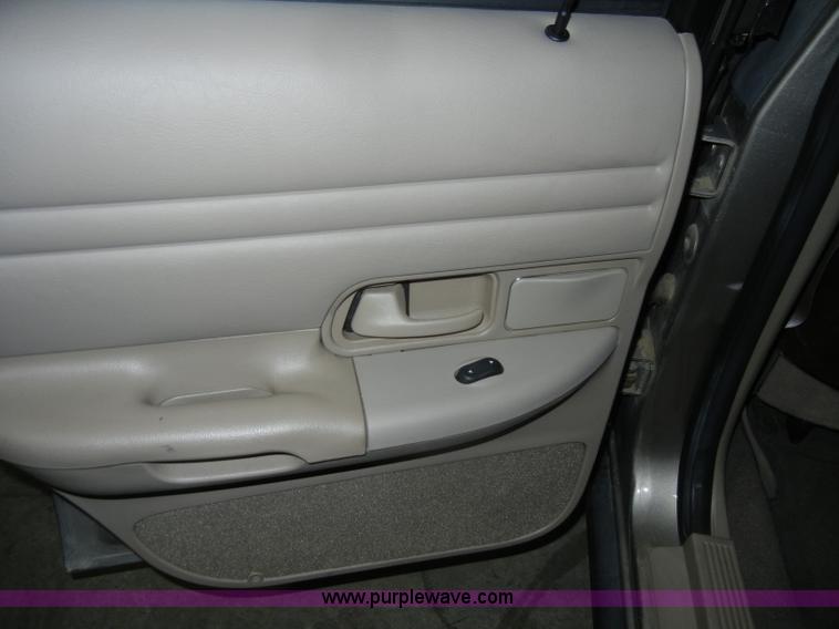 image for item C4387 2002 Ford Crown Victoria Police Interceptor