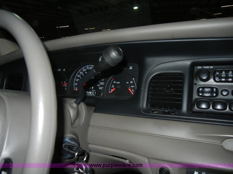 image for item C4387 2002 Ford Crown Victoria Police Interceptor