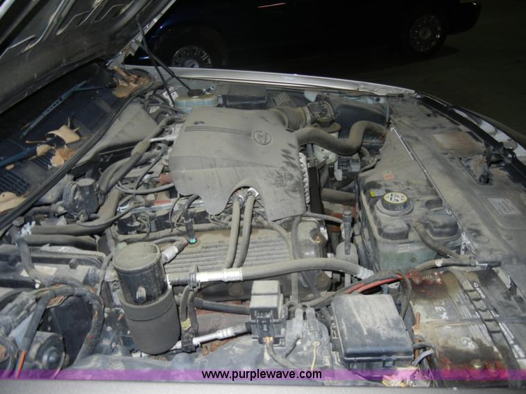 image for item C4387 2002 Ford Crown Victoria Police Interceptor