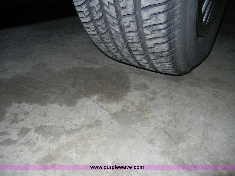 image for item C4387 2002 Ford Crown Victoria Police Interceptor