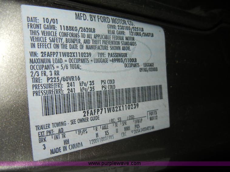 image for item C4387 2002 Ford Crown Victoria Police Interceptor