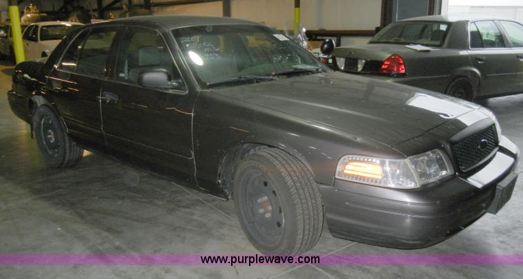 image for item C4388 2007 Ford Crown Victoria Police Interceptor