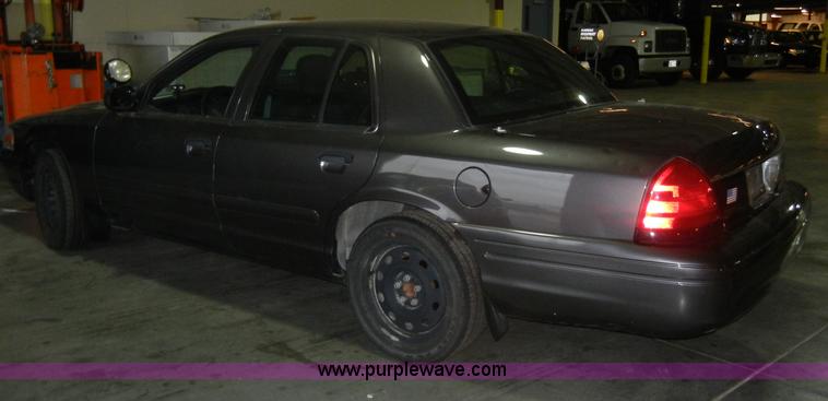image for item C4388 2007 Ford Crown Victoria Police Interceptor
