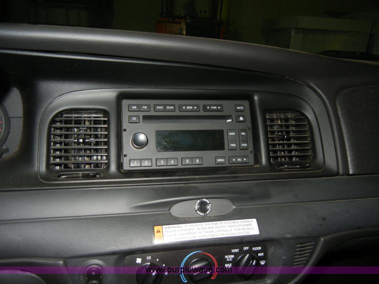 image for item C4388 2007 Ford Crown Victoria Police Interceptor