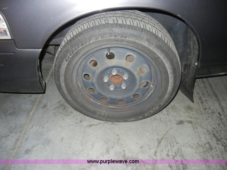 image for item C4388 2007 Ford Crown Victoria Police Interceptor