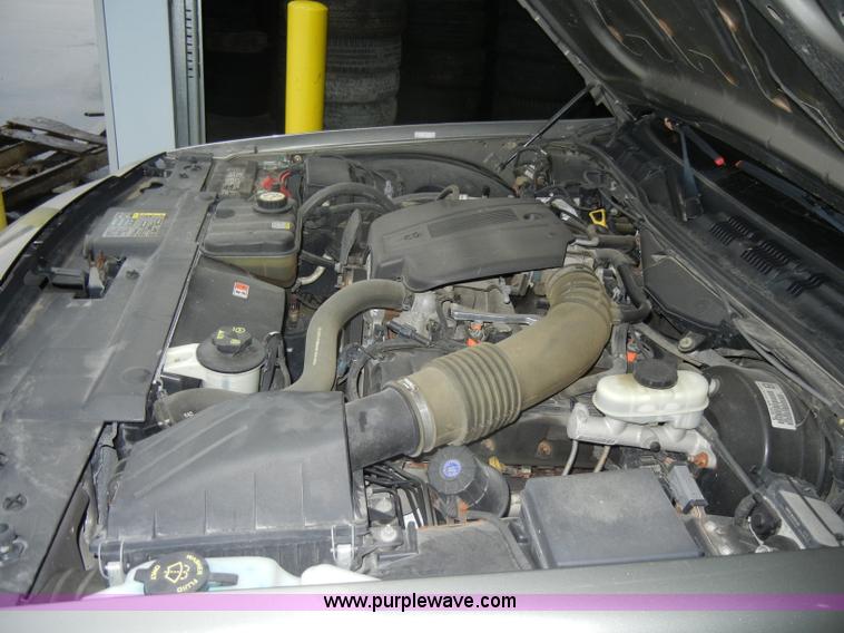 image for item C4389 2004 Ford Crown Victoria Police Interceptor