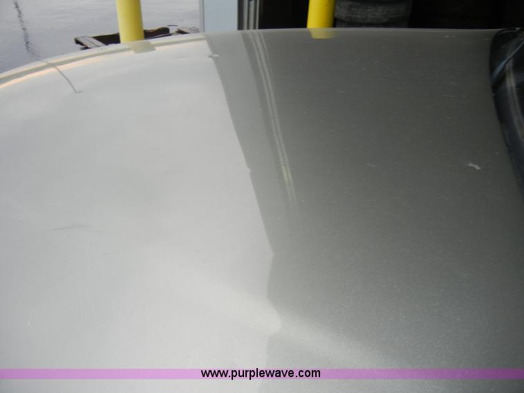 image for item C4389 2004 Ford Crown Victoria Police Interceptor