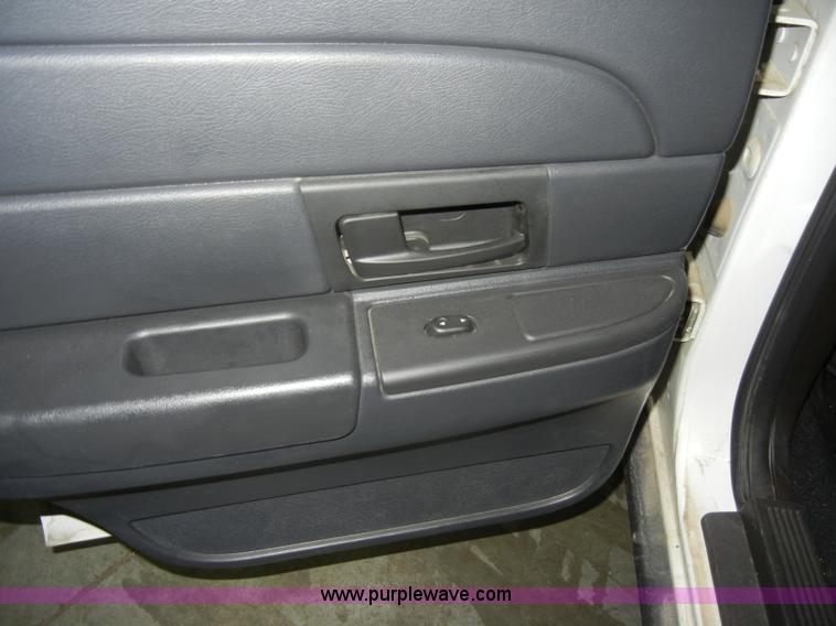 image for item C4390 2006 Ford Crown Victoria Police Interceptor