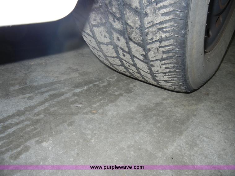 image for item C4390 2006 Ford Crown Victoria Police Interceptor